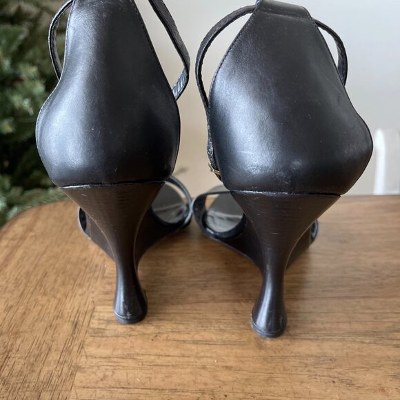 Manolo Blahnik Womens Wedge Black Leather Ankle Strap Shoes - Picture 6 of 10